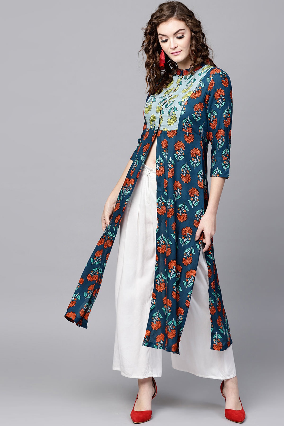 New Designer Straight Fancy Kurti At Wholesale Rate