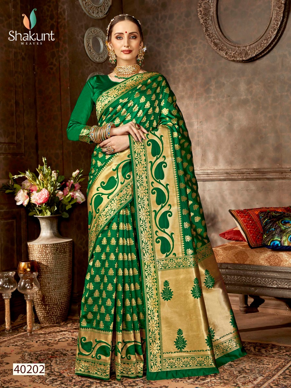 Традиционная одежда Индии для женщин Сари