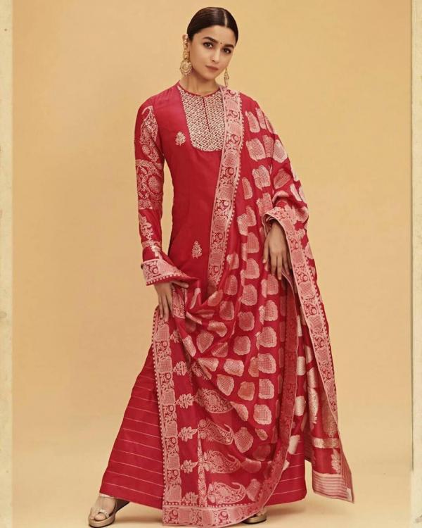 FG Alia Bhatt Red Georgette Embroidered Straight Suit 