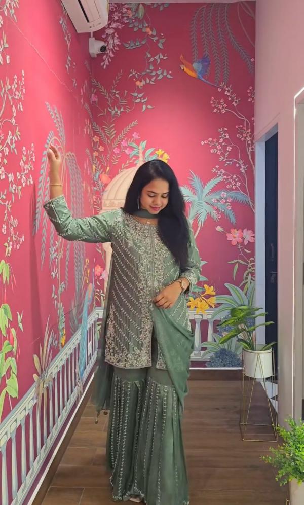 PRISHA 030 COLOURS 
