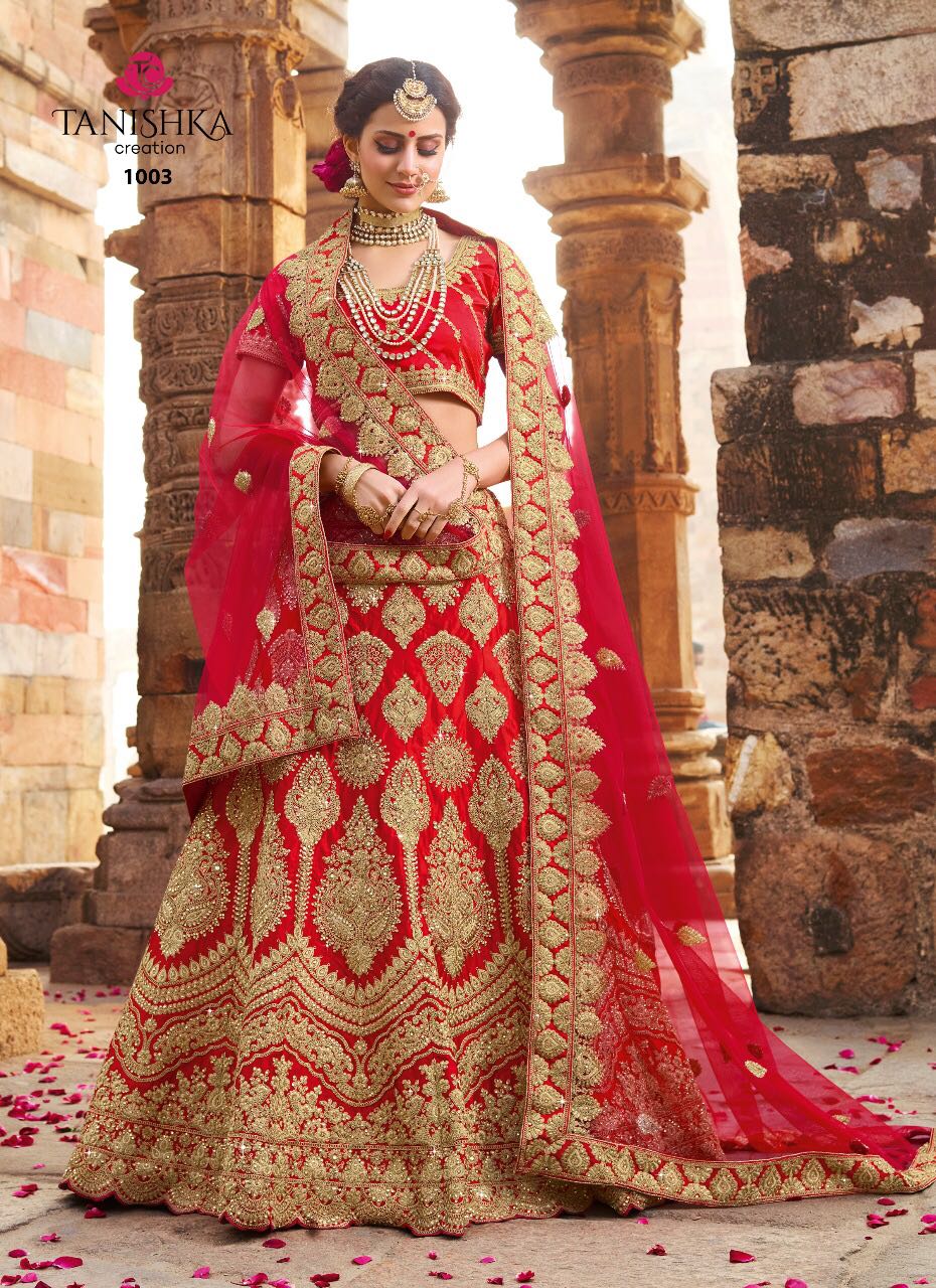 Our bridal lehenga featuring a beautiful amalgamation of  zari,threadwork,cut dana and sequins. _ #weddinglehenga… | Instagram